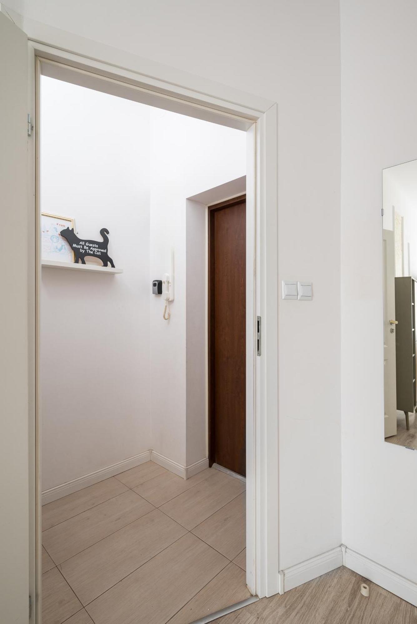 Green Oasis Charming Loft In A Historic Warsaw Tenement House 900 M From Central Station Exterior photo